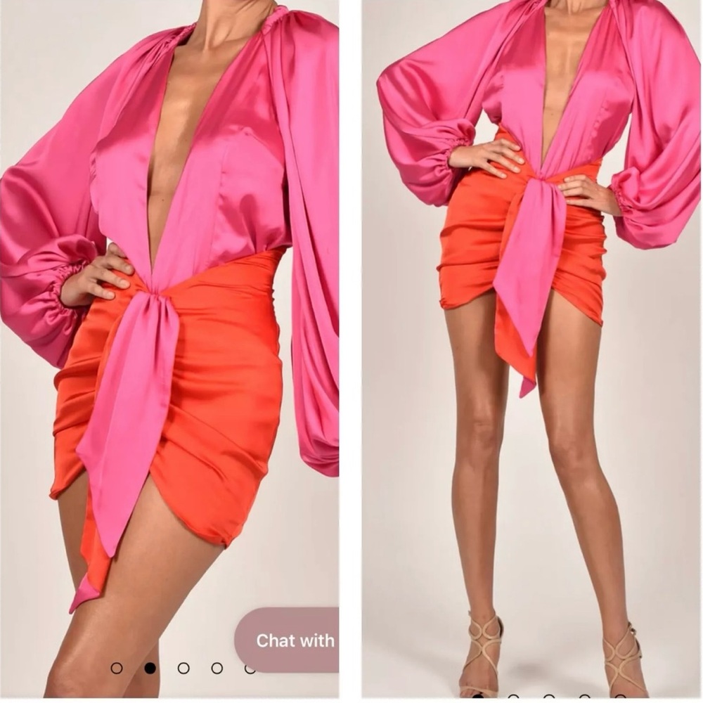 The Doll House Women's large Beaudelle Mini Skirt Red/Pink Satin V Waist NEW